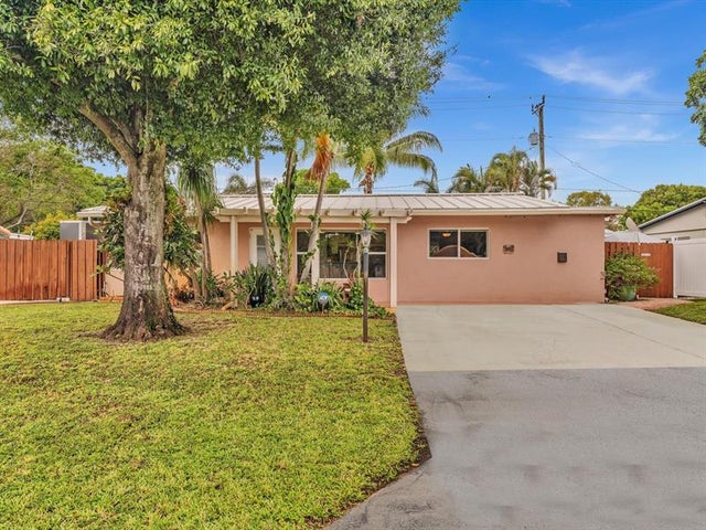 4 of 67 - 3201 Ne 14th Ave, Pompano Beach, FL