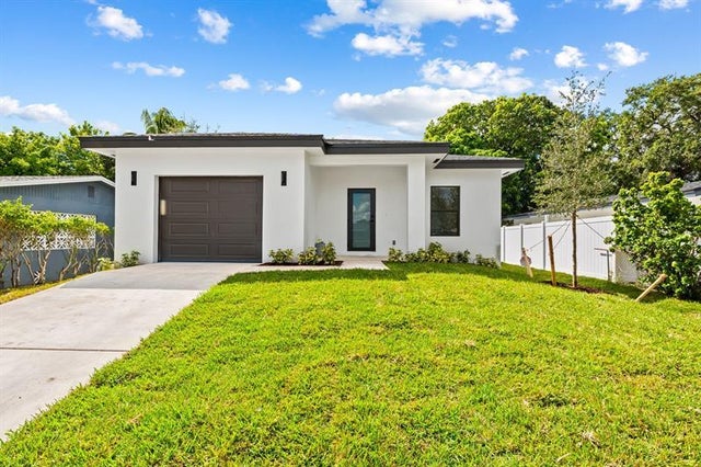 1 of 24 - 2810 Nw 7th Street, Fort Lauderdale, FL