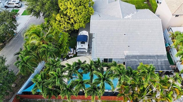 3 of 26 - 15788 Sw 77th St, Miami, FL