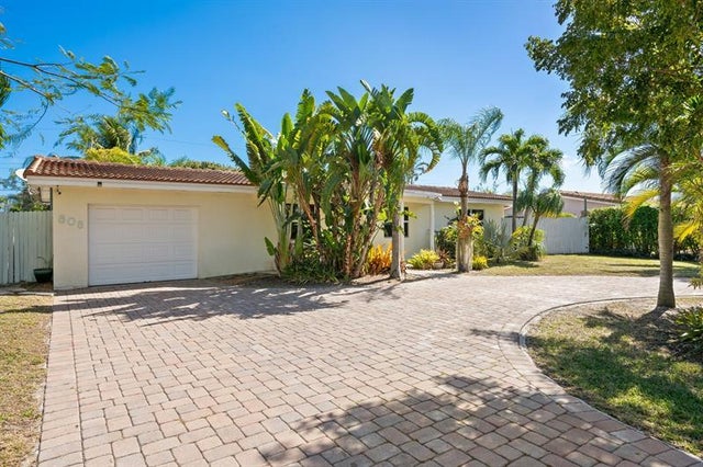 4 of 25 - 806 Se 9th Ave, Deerfield Beach, FL