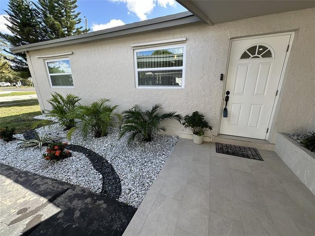 5 of 61 - 801 Nw 69th Ave, Margate, FL