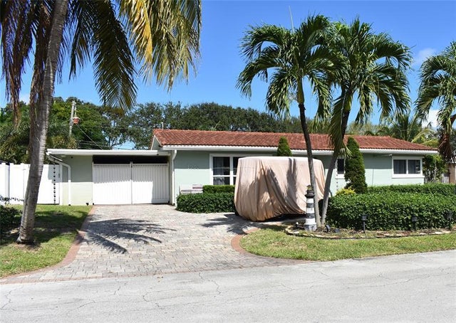 2 of 46 - 1991 Ne 34th St, Lighthouse Point, FL