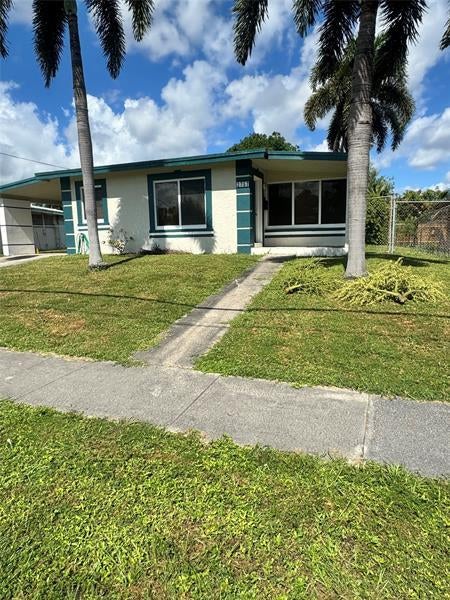 2757 Sw 7th St, Fort Lauderdale