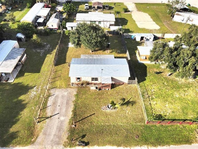4 of 21 - 4493 Se 22nd Ct, Okeechobee, FL
