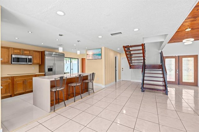 5 of 71 - 4231 Nw 73rd Ave, Lauderhill, FL