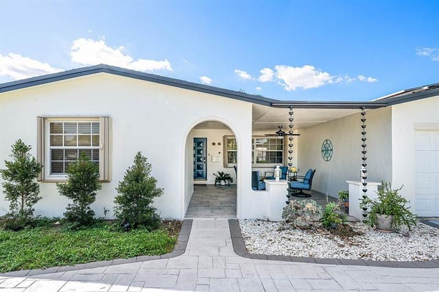 3 of 35 - 9040 Nw 20th St, Pembroke Pines, FL