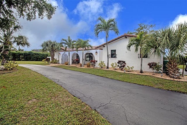 2 of 100 - 11035 Nw 26th Dr, Coral Springs, FL