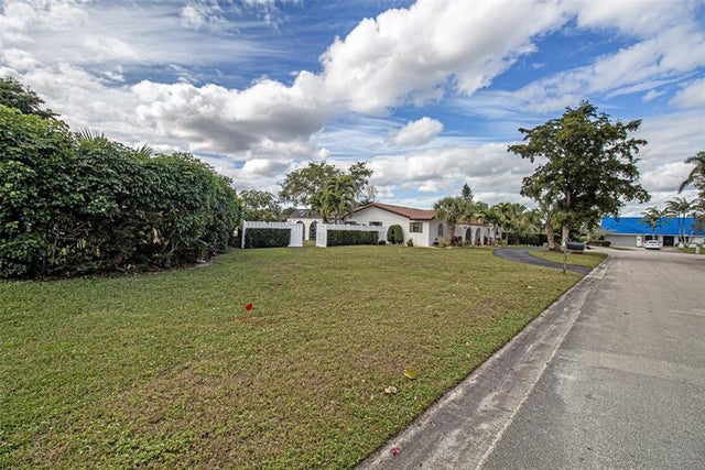 5 of 100 - 11035 Nw 26th Dr, Coral Springs, FL