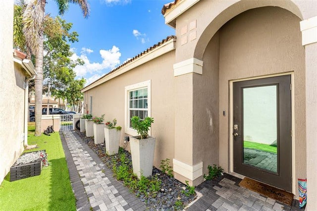 1 of 32 - 3982 Nw 62nd Ct, Coconut Creek, FL