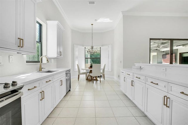 1 of 20 - 10918 Nw 56th Court, Coral Springs, FL