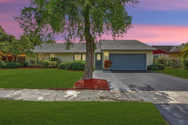 1 of 34 - 8330 Nw 52nd Ct, Lauderhill, FL