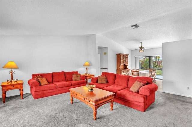 5 of 34 - 8330 Nw 52nd Ct, Lauderhill, FL
