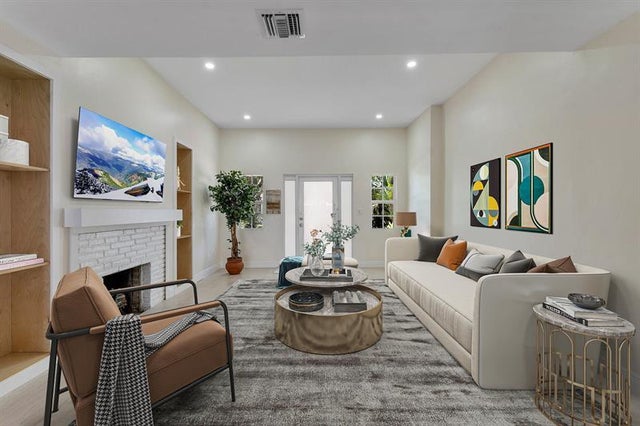 4 of 56 - 921 Sw 17th St, Fort Lauderdale, FL