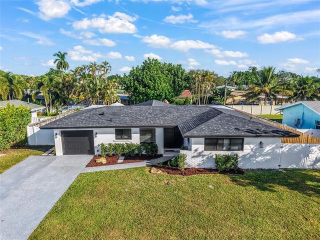 1 of 42 - 1399 W Camino Real, Boca Raton, FL