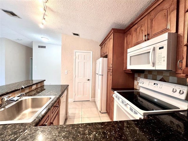 3 of 14 - 22303 Misty Woods Way, Boca Raton, FL