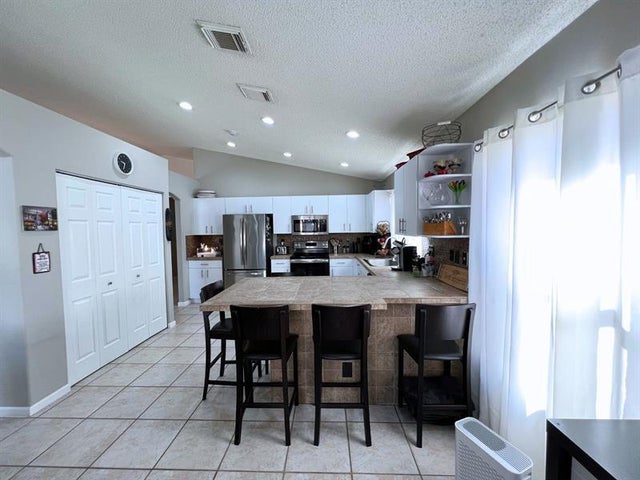 3 of 14 - N/A, Fort Lauderdale, FL