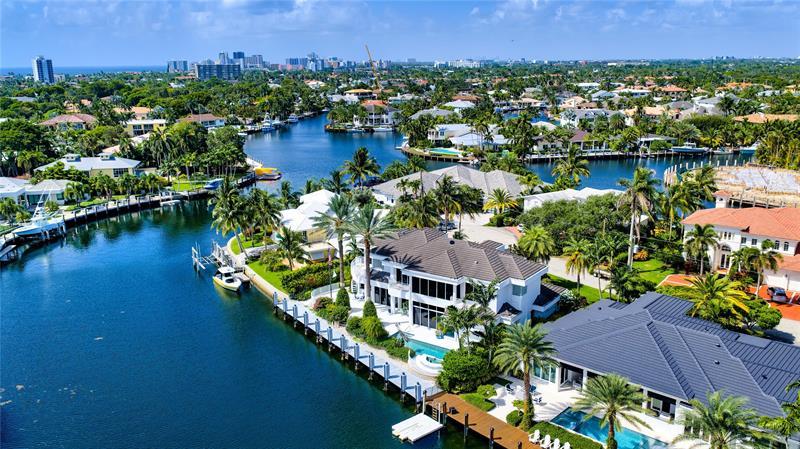 2551 Ne 31st Ct, Lighthouse Point