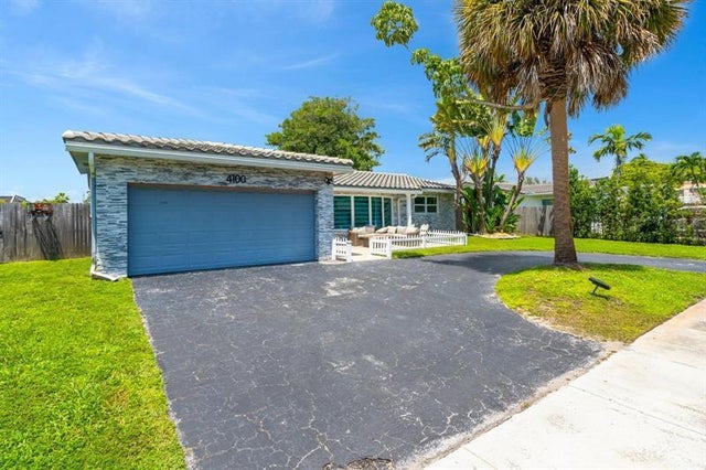 1 of 37 - 4100 N 36th Ave, Hollywood, FL