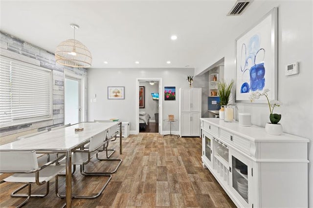 4 of 21 - 341 Ne 49th St, Fort Lauderdale, FL