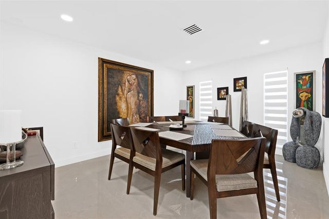 5 of 28 - 420 Se 13th Ave, Pompano Beach, FL