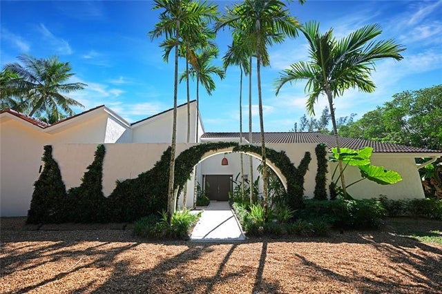 2 of 13 - 114 N Beach Rd, Hobe Sound, FL