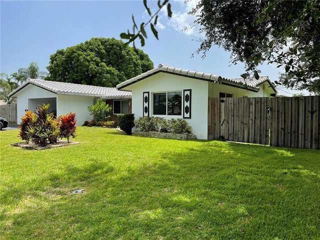 1 of 1 - 600 Nw 22nd Ct, Wilton Manors, FL