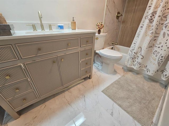 3 of 15 - 5500 Roosevelt St, Hollywood, FL