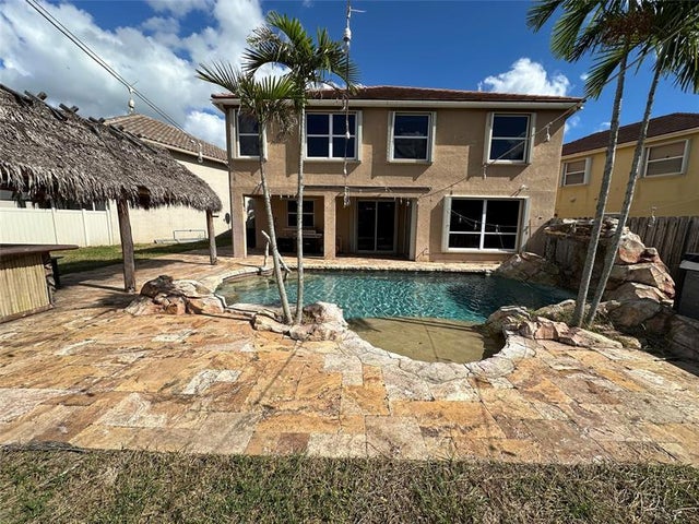 2 of 16 - 7665 Trenton Dr, Lake Worth, FL