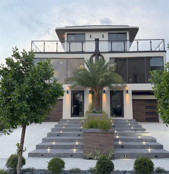 323 Hendricks Isle, Fort Lauderdale