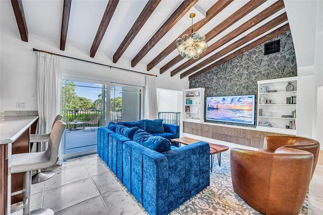 5 of 68 - 744 Ne 18th Ave, Fort Lauderdale, FL