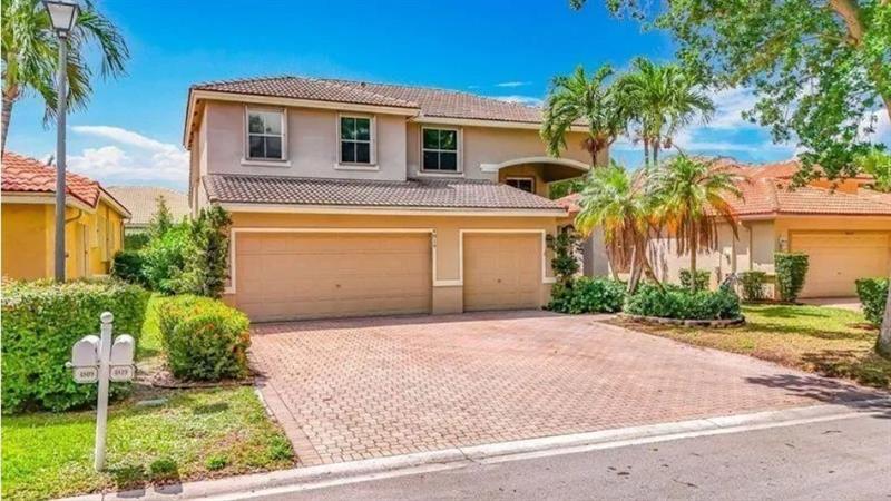 4819 Nw 53rd Cir, Coconut Creek