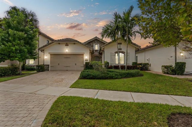 1286 Sw 113th Way, Pembroke Pines