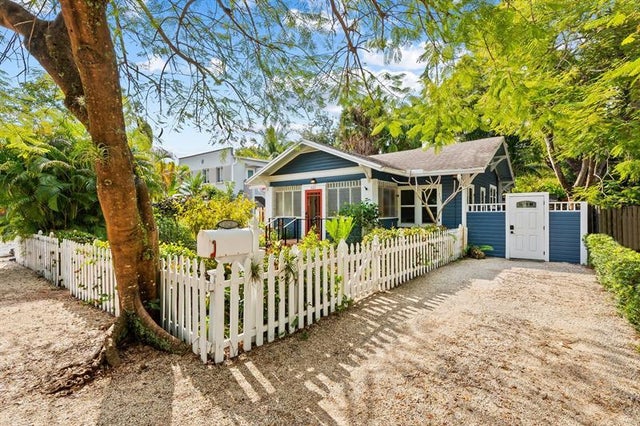 2 of 30 - 621 Sw 14th Ter, Fort Lauderdale, FL