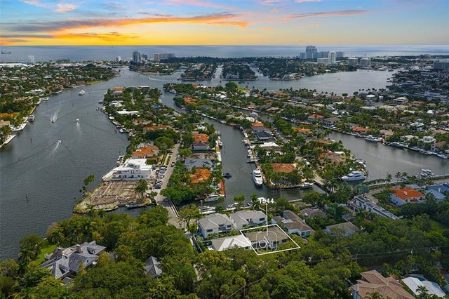 2 of 60 - 1544 Ponce De Leon Dr, Fort Lauderdale, FL