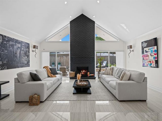 5 of 46 - 2415 Riverlane Ter, Fort Lauderdale, FL