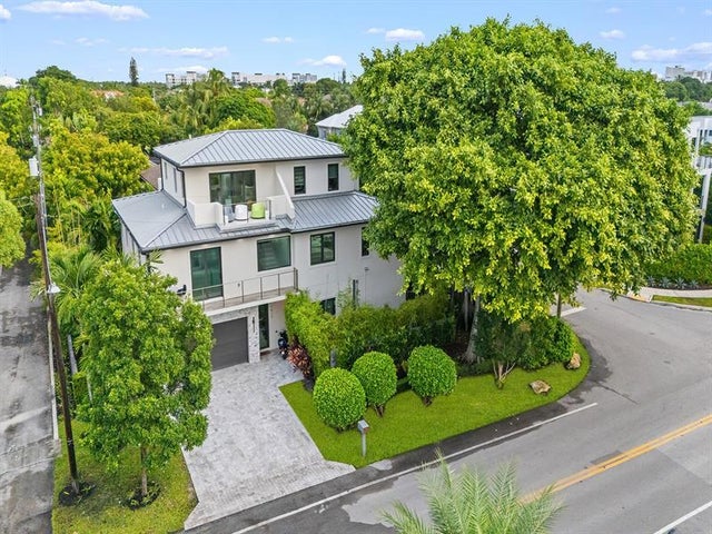 1415 Ne 6th St, Fort Lauderdale