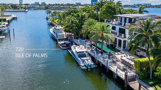 5 of 62 - 720 Isle Of Palms Dr, Fort Lauderdale, FL