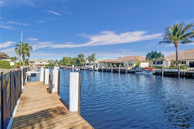 5 of 18 - 5320 Ne 32nd Ave, Fort Lauderdale, FL