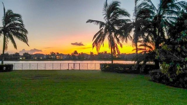 2 of 4 - 3413 Dovecote Meadow Ln, Davie, FL