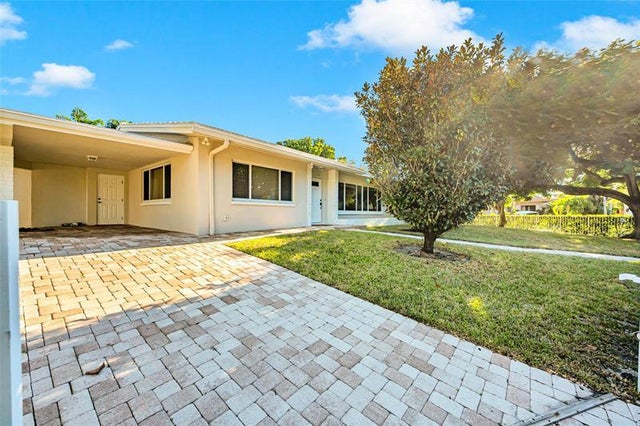 5 of 57 - 2100 Manatee Dr, Fort Lauderdale, FL