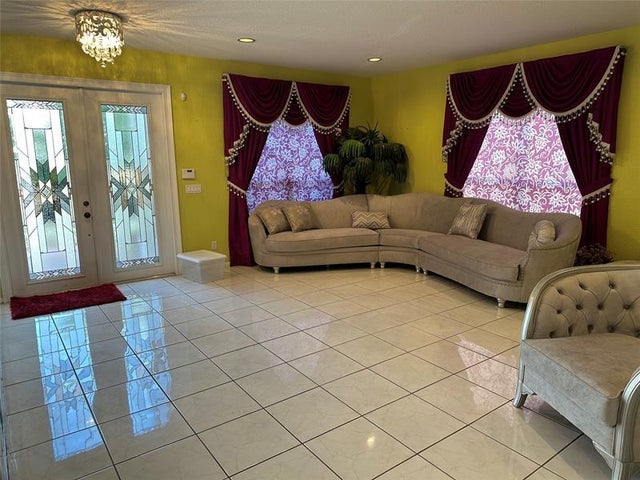 5 of 14 - 17488 Sw 36th St, Miramar, FL