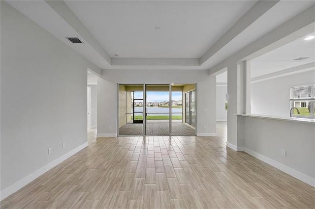 3 of 36 - 5218 Liberty Ln, Westlake, FL