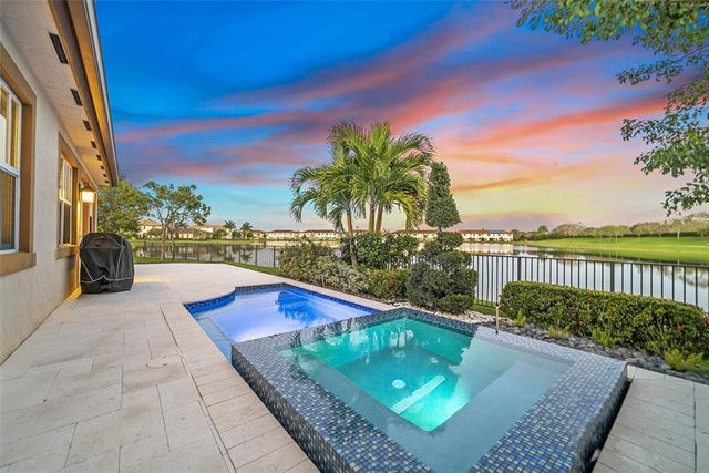 9820 S Miralago Way, Parkland