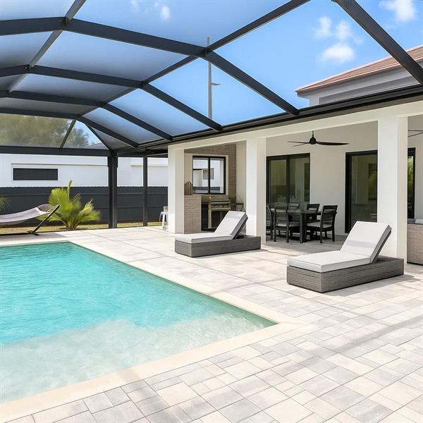 2 of 35 - 2106 Sw 4th St, Cape Coral, FL