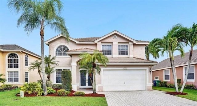 4 of 5 - 12237 Glenmore Dr, Coral Springs, FL