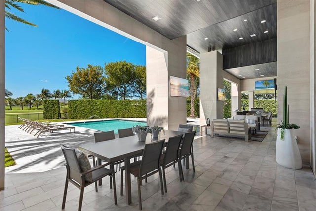 5 of 85 - 4041 Country Club Ln, Fort Lauderdale, FL