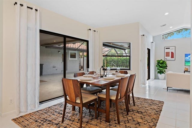 5 of 40 - 2000 Oakmont Ter, Coral Springs, FL