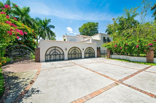 2 of 30 - 629 Sw 8th Ter, Fort Lauderdale, FL