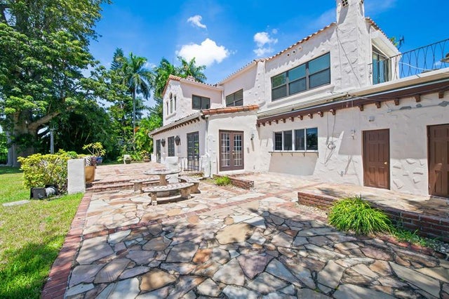 3 of 30 - 629 Sw 8th Ter, Fort Lauderdale, FL