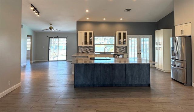 5 of 17 - 7807 Sunflower Dr, Margate, FL